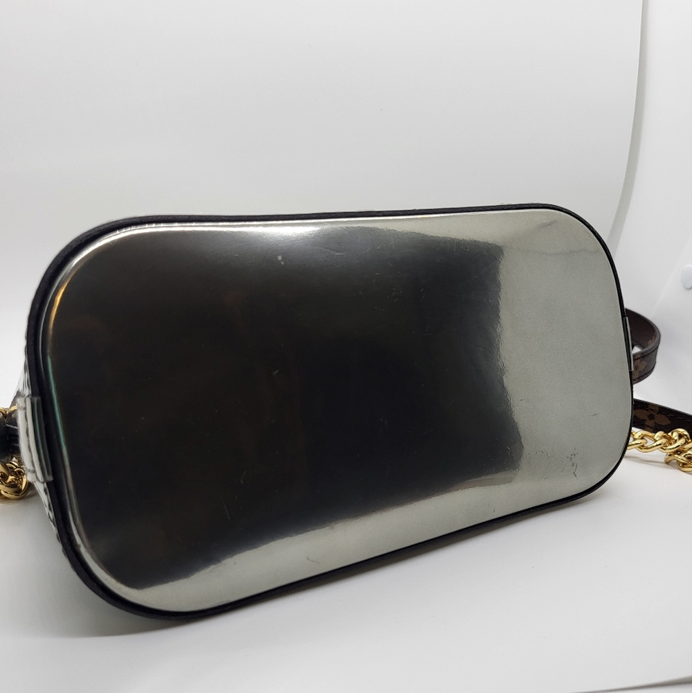 LOUIS VUITTON LV Gris Metal Miroir Vernis Mini Alma - Picture 9 of 15